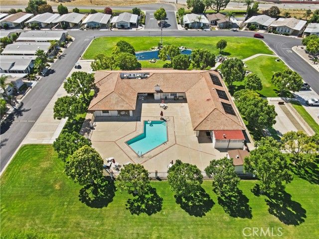 24600 Mountain Avenue 103