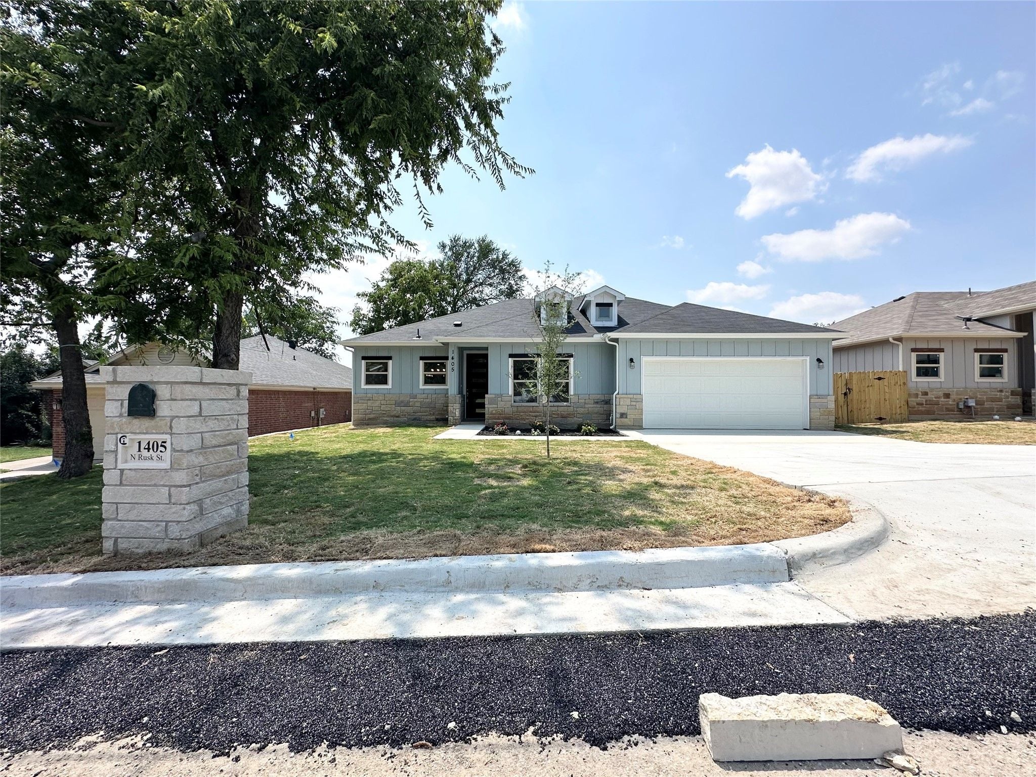 1405 N Rusk Street