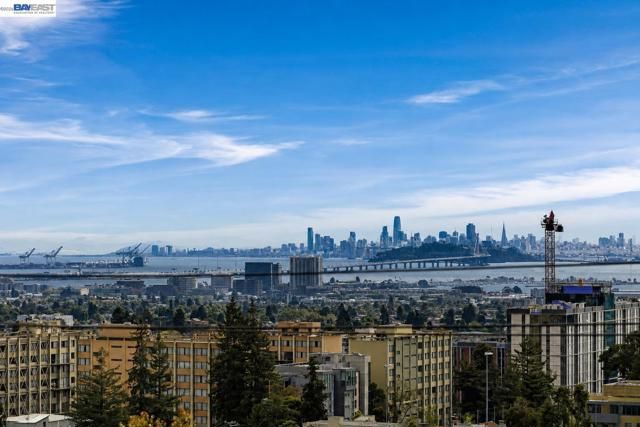 2 Panoramic Way 306