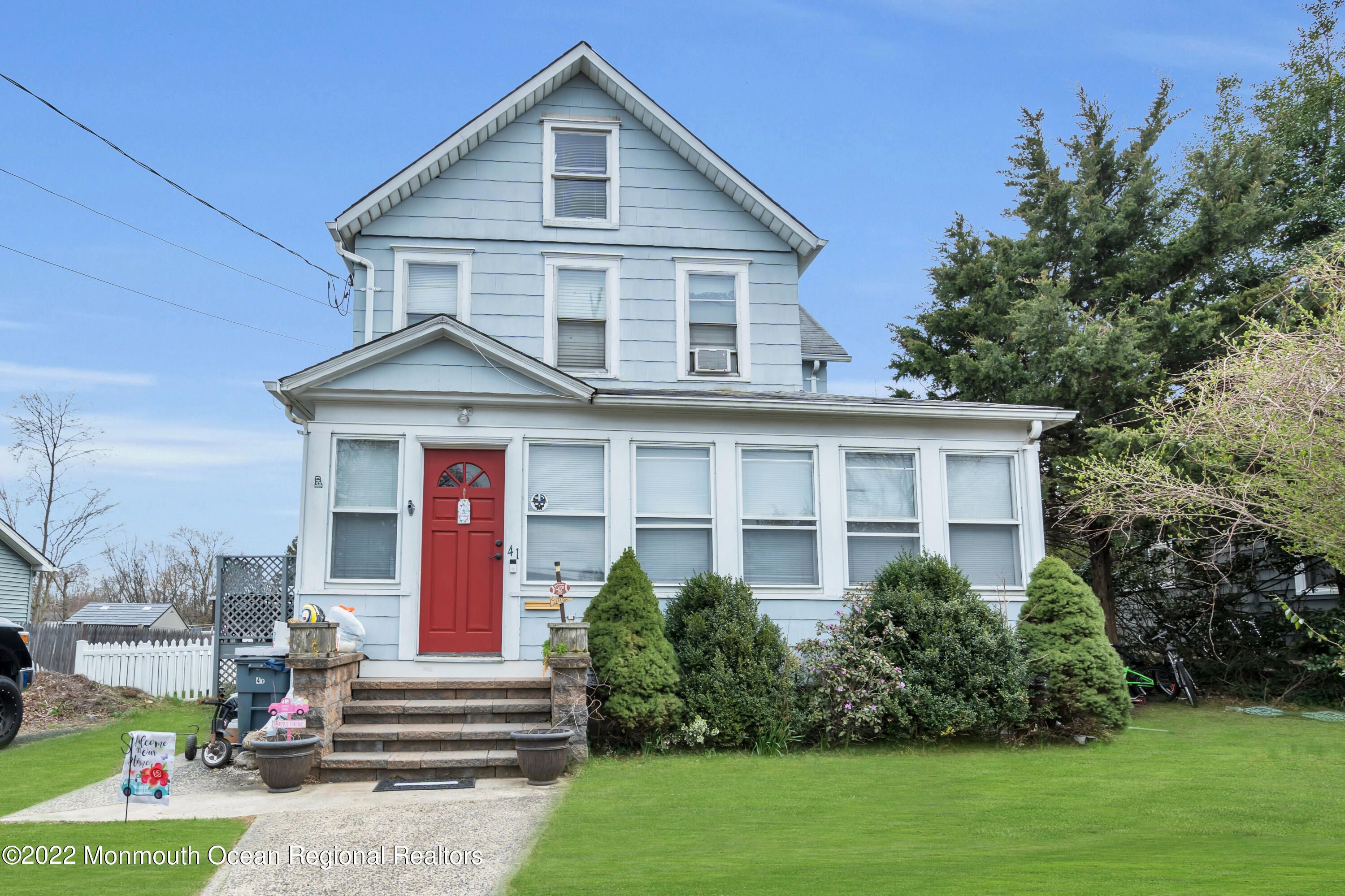 41 Lincoln Avenue