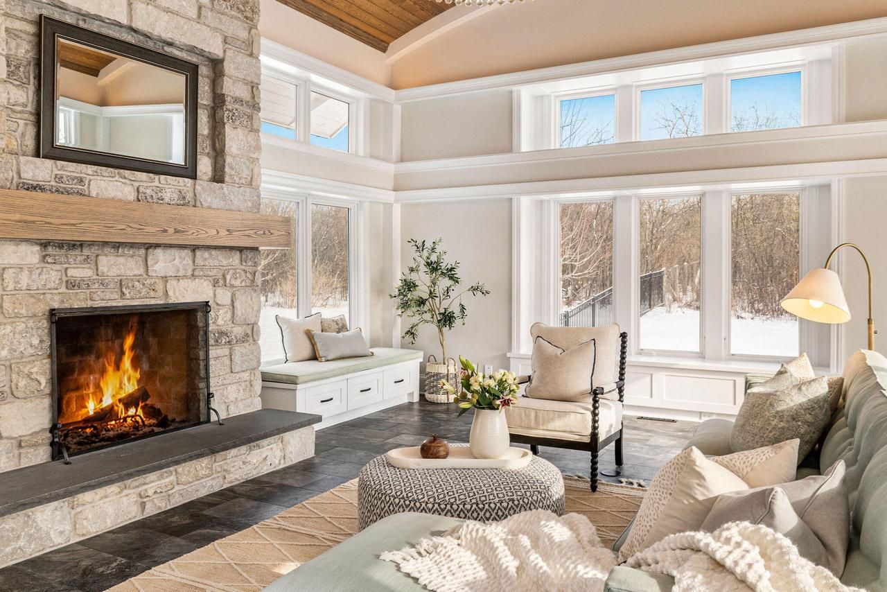 9500 North Valley Hill Road