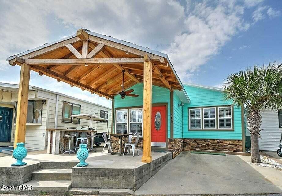 516 Venture Boulevard