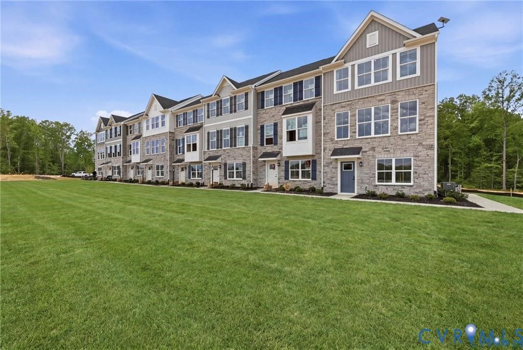 4623 Seamair Place