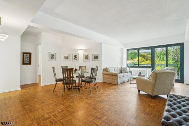 609 West So Orange Ave, 4a 4A