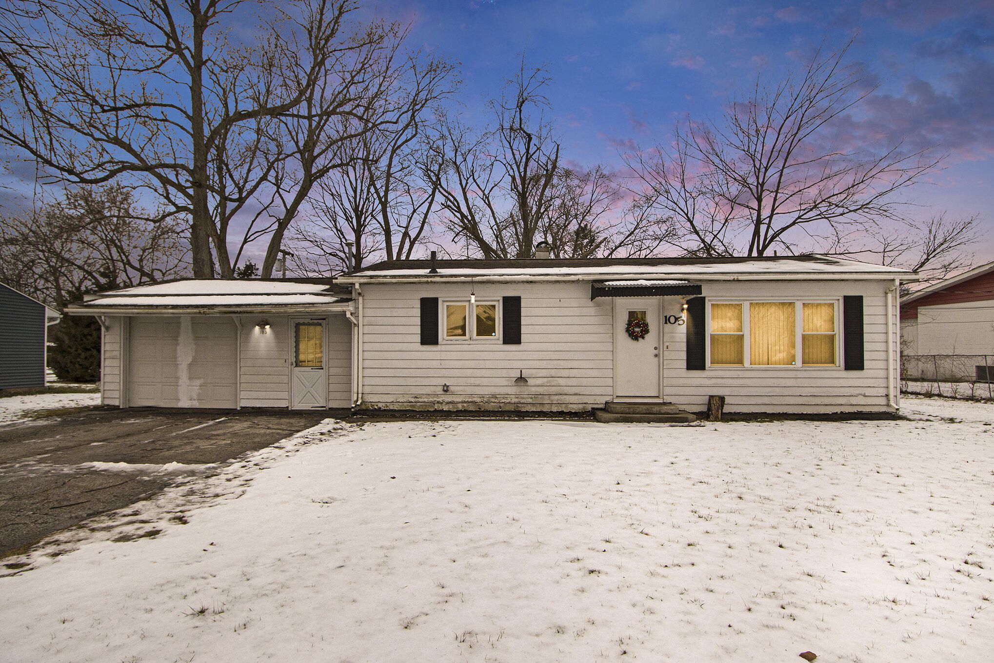 105 Farwell Avenue