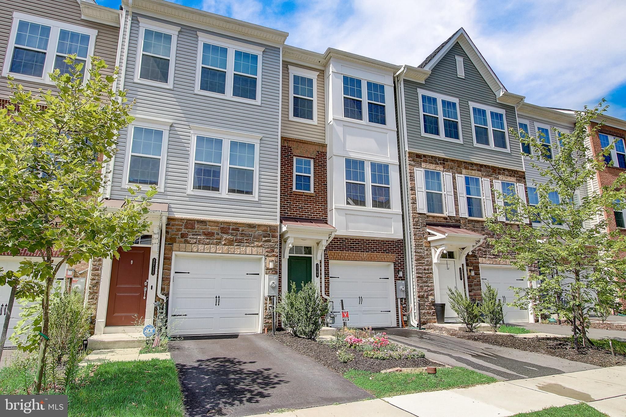 2709 Wessex Circle