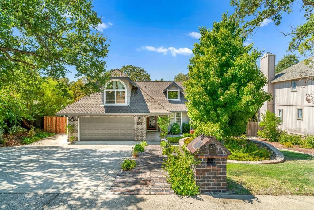 1122 River Rock Drive