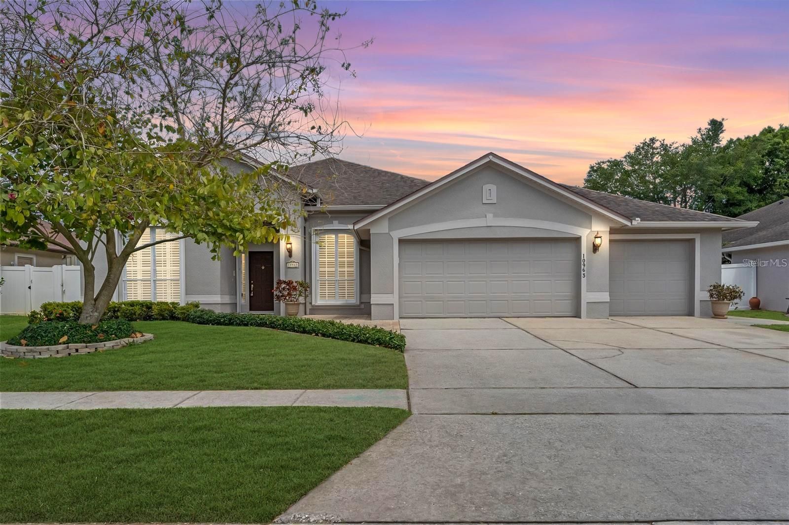 10963 Piping Rock Circle