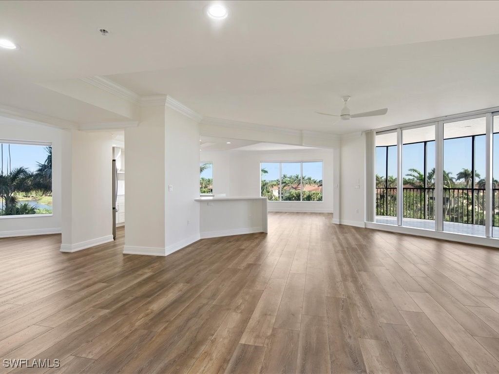 1060 Borghese Lane 201