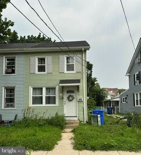 833 W 2nd Street
