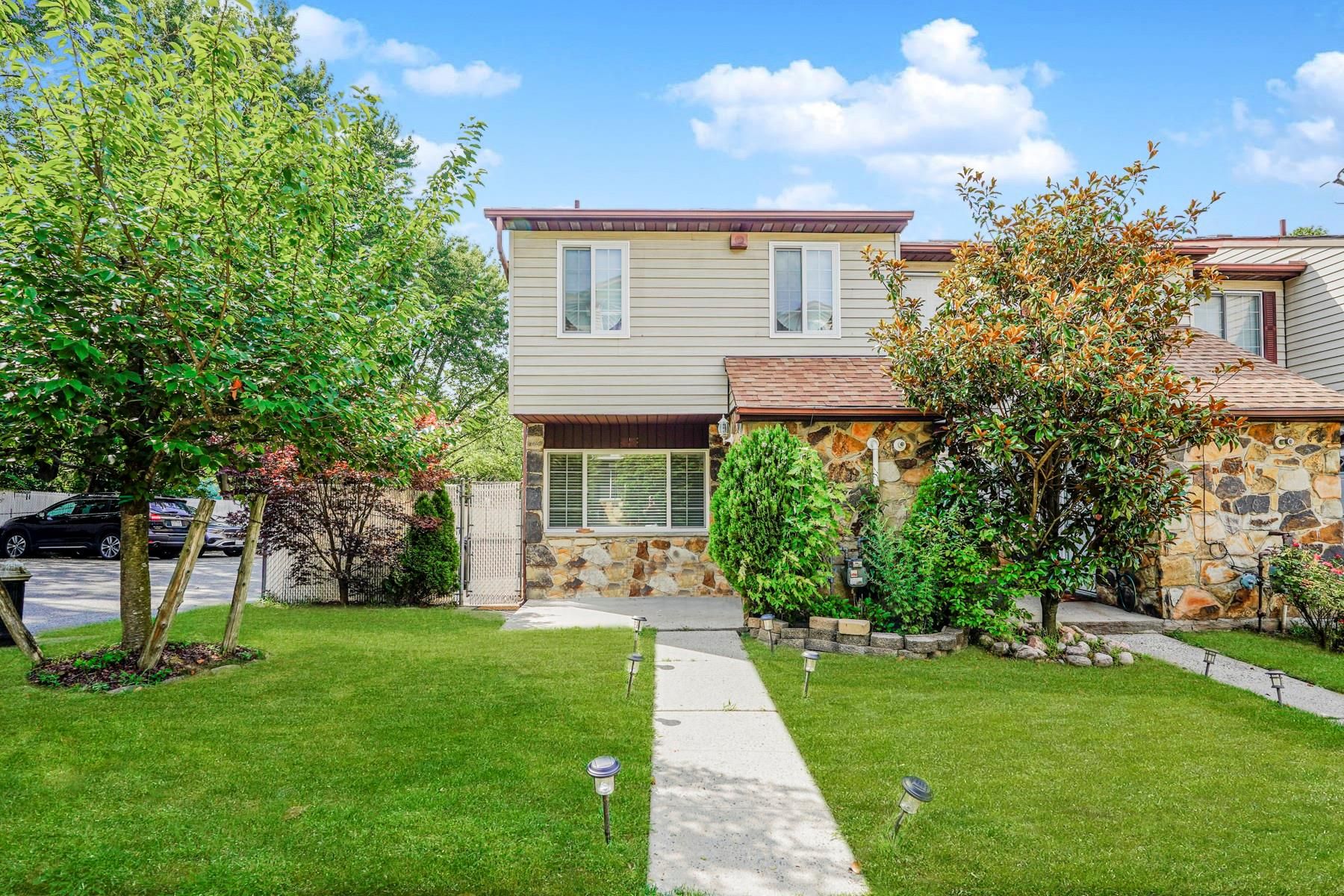 25 Fuller Court A