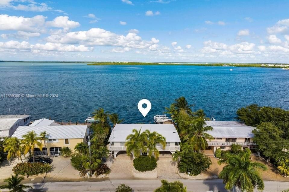 22 North Dr