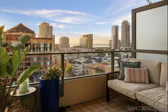 550 Front Street 1007