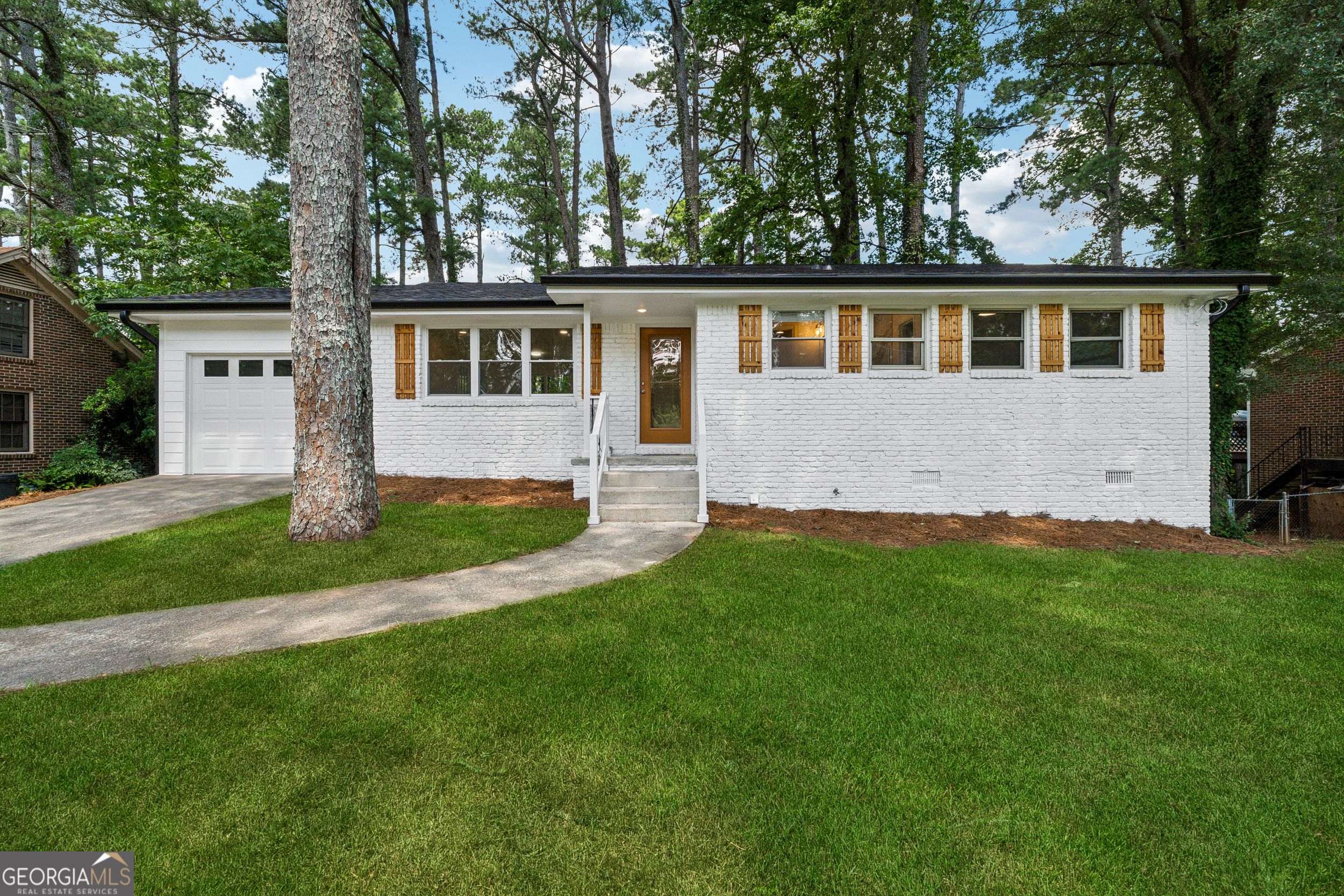 4006 Maxey Hill Drive
