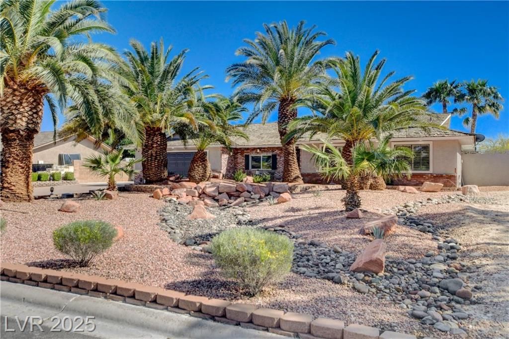 6117 Foxcroft Avenue