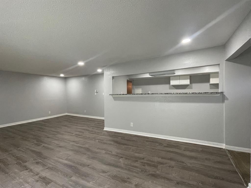 6016 Westridge Lane 411
