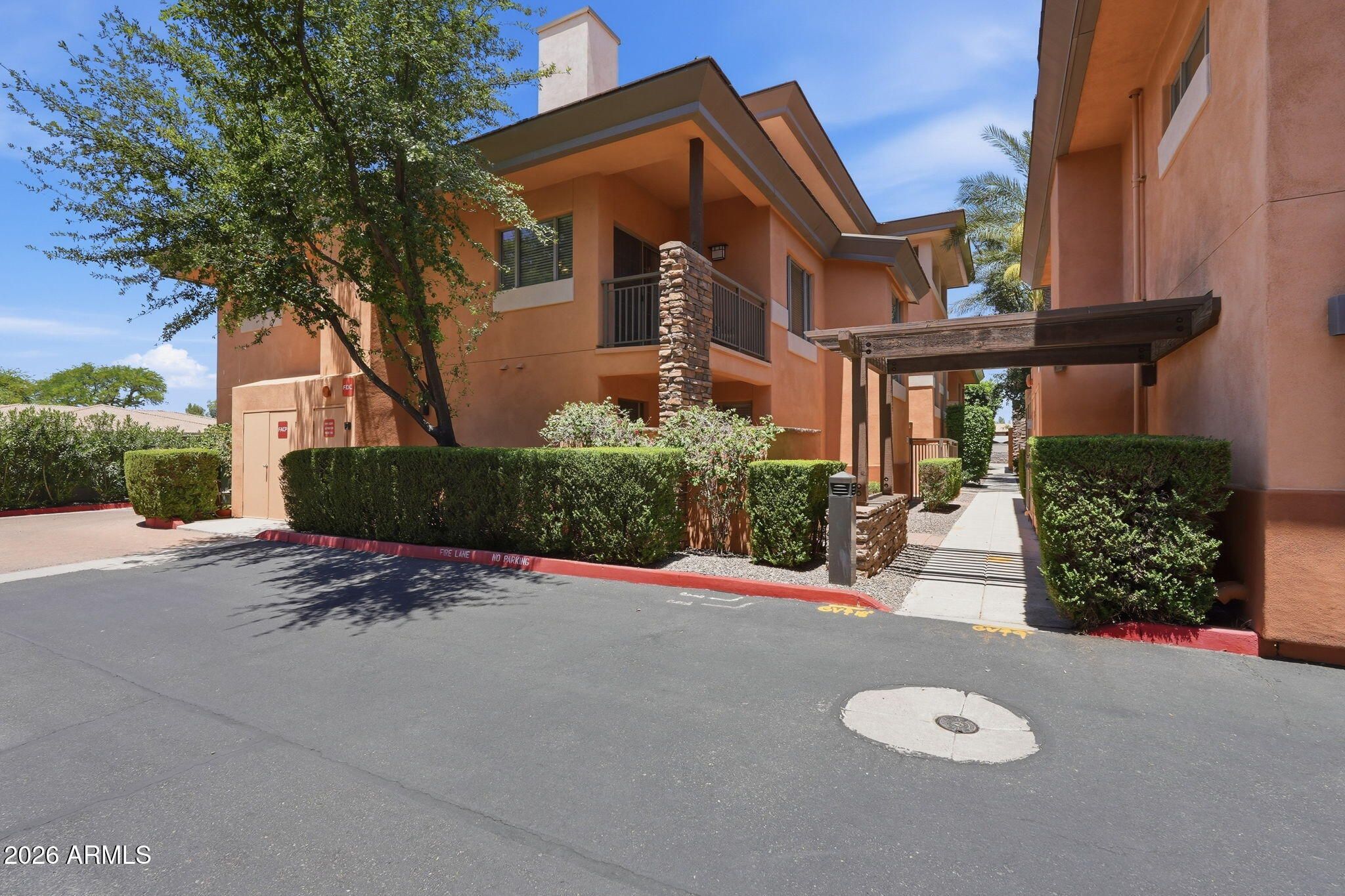 6940 E Cochise Road 1044