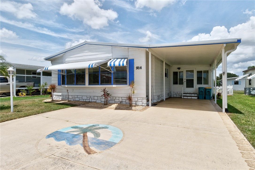 914 Jacaranda Drive