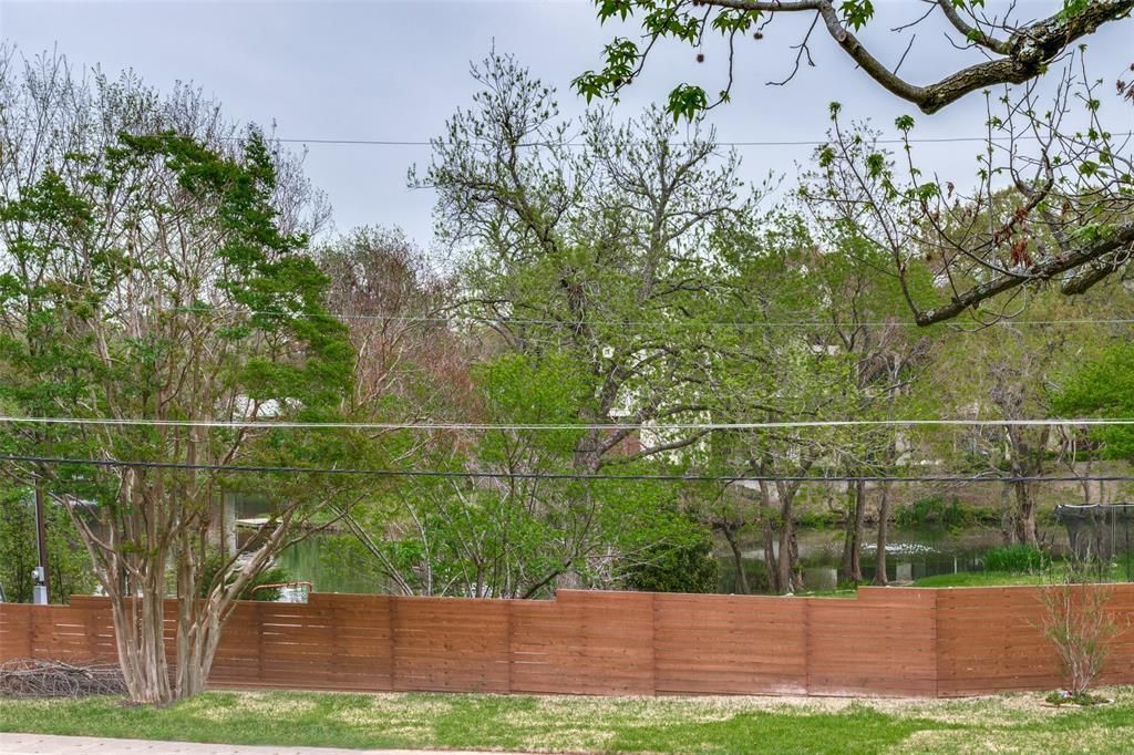 6443 Lake Circle Drive