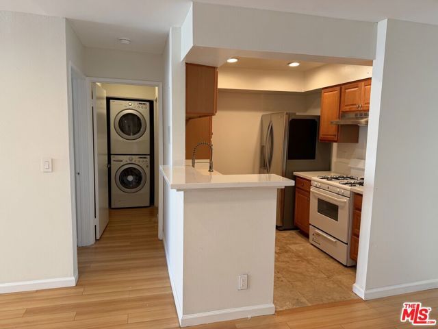 1118 Valencia Street 219