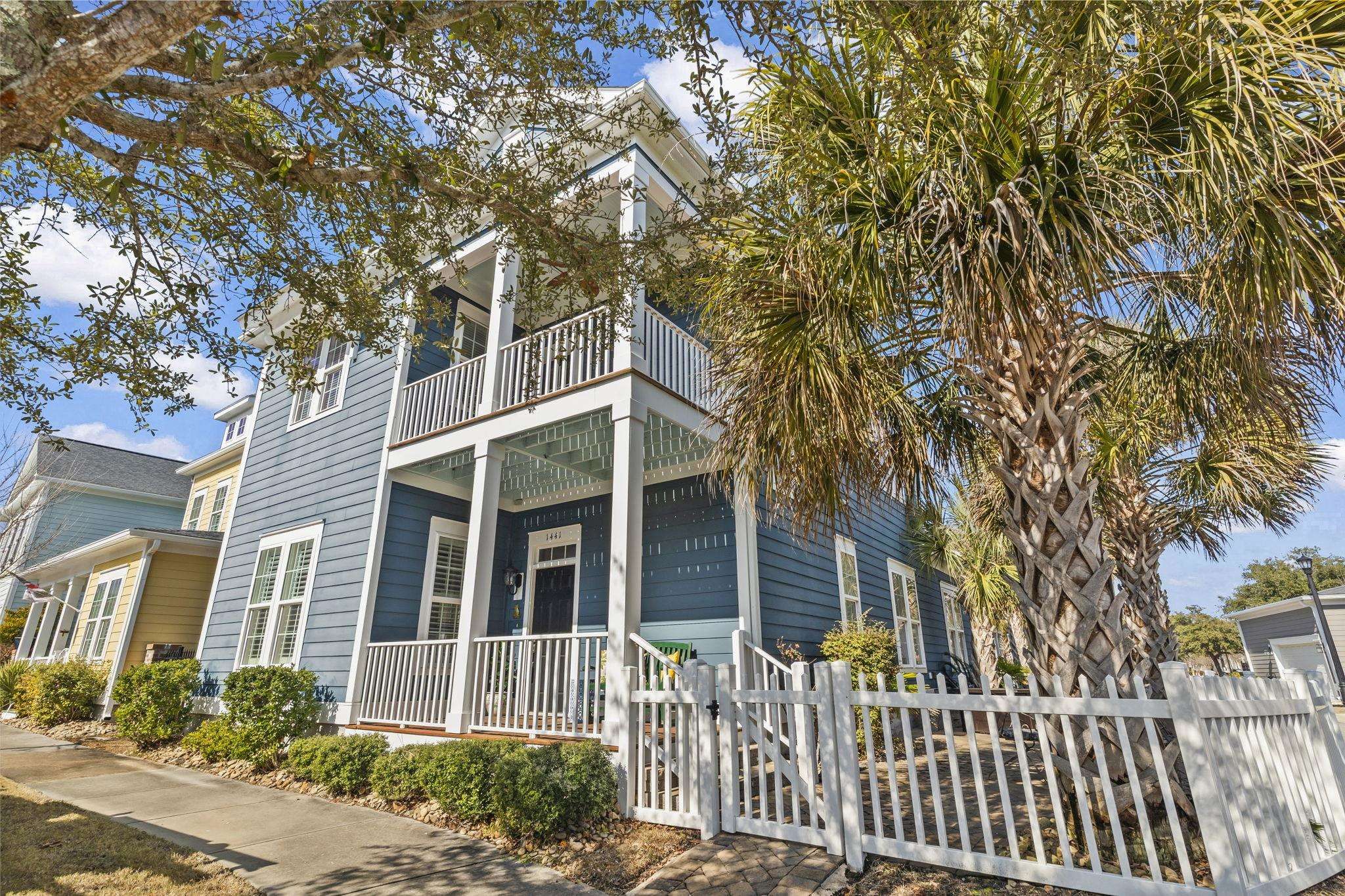 1441 Peterson St.