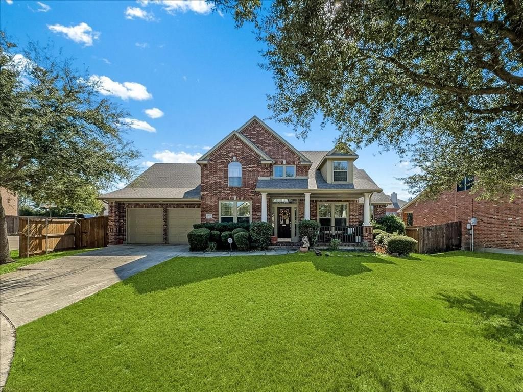2411 Lakewood Drive
