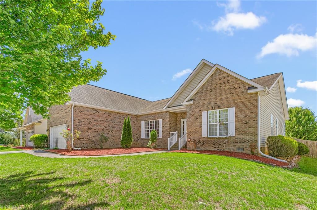 6812 W Whirlaway Court