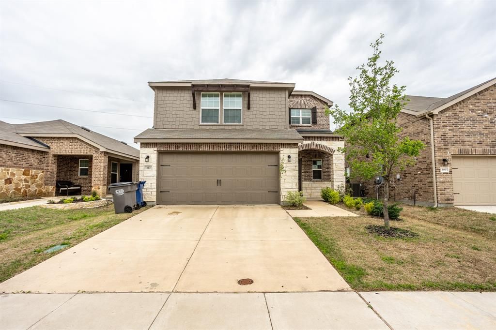 313 Grenada Lake Drive