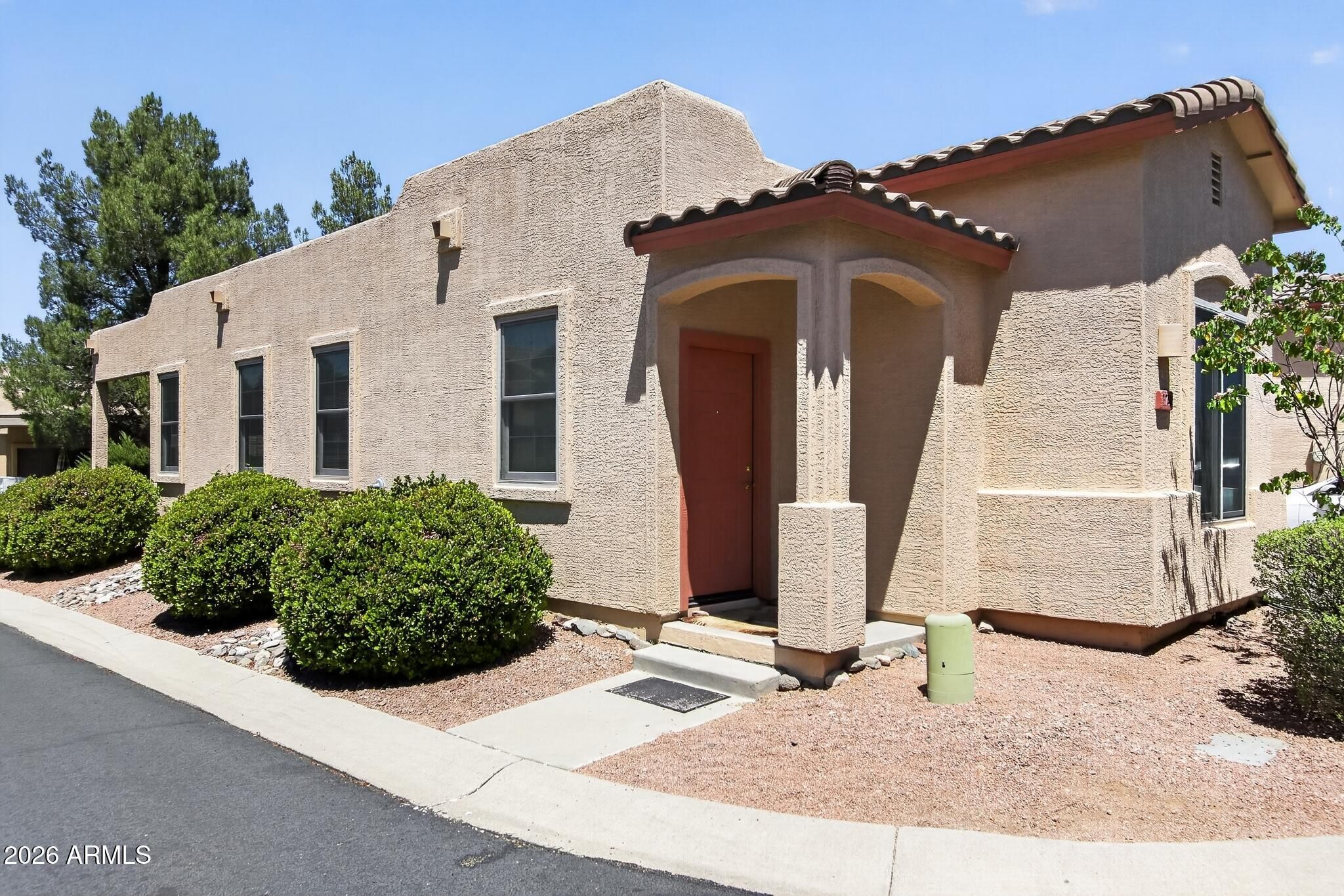 1750 E Parada Del Sol --