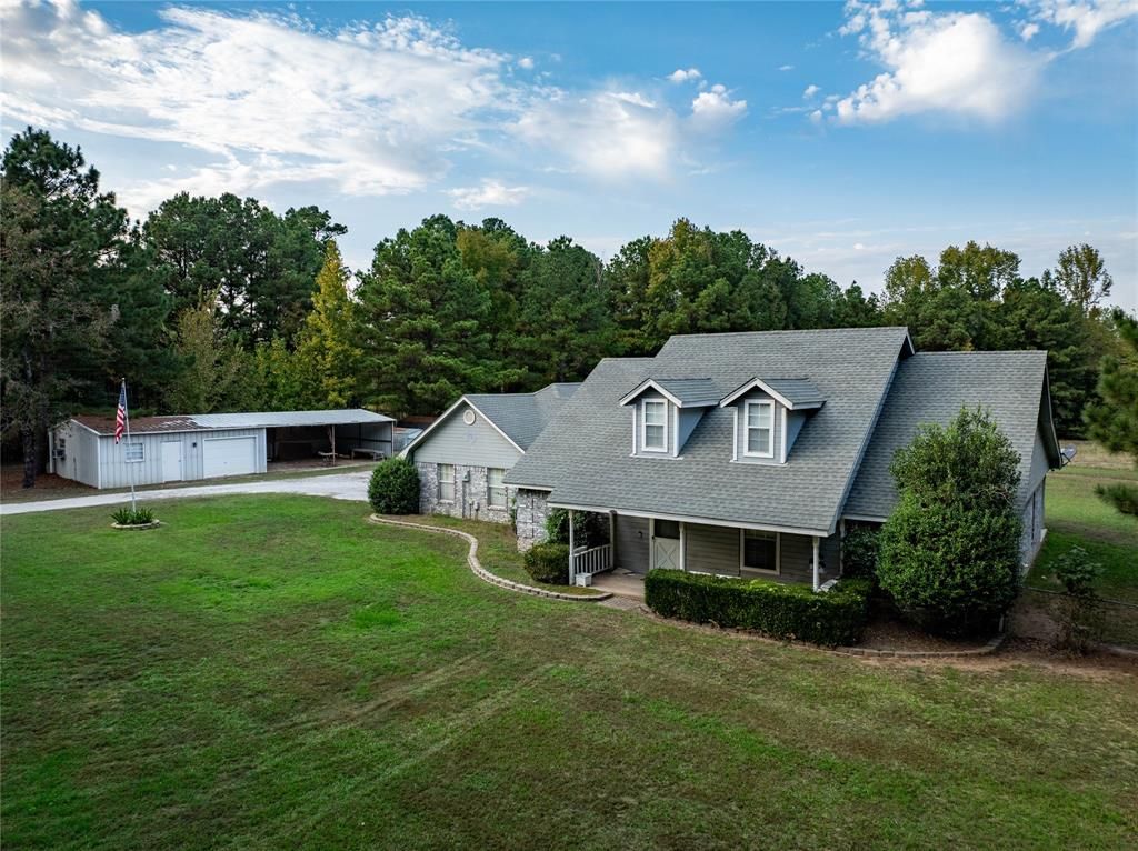 1490 Farm Road 2120