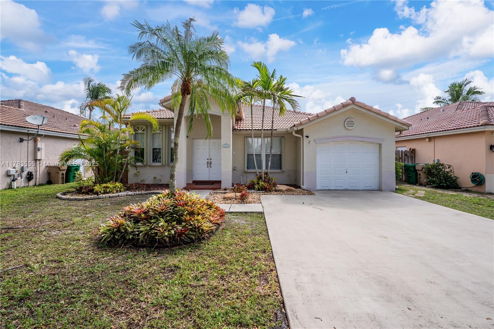284 Royal Cove Way