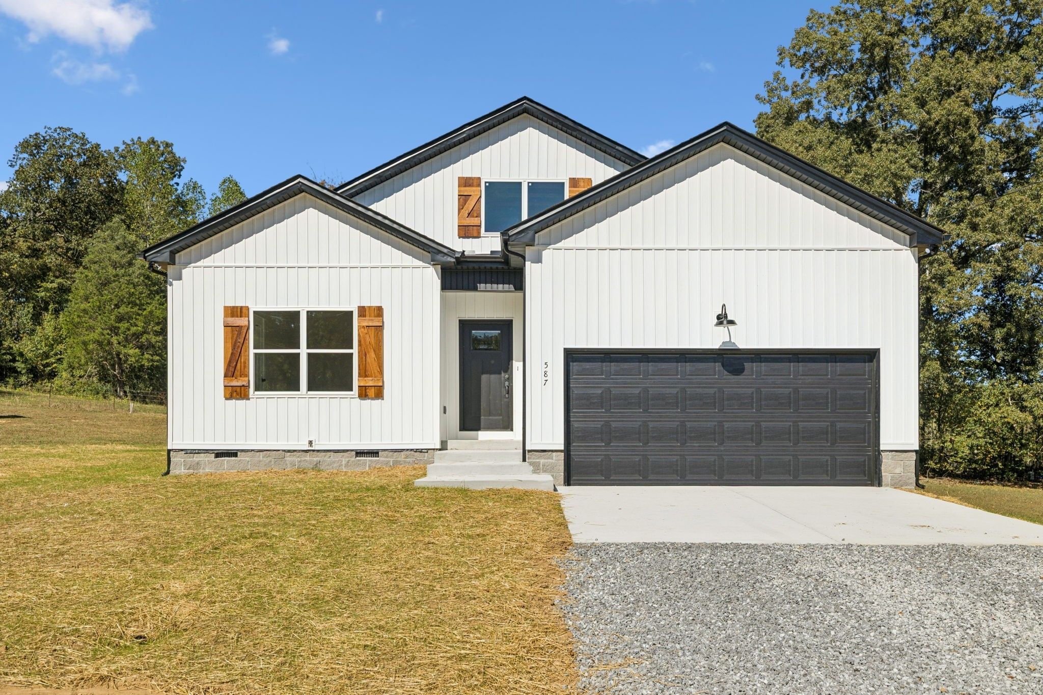 587 Hidden Valley Circle