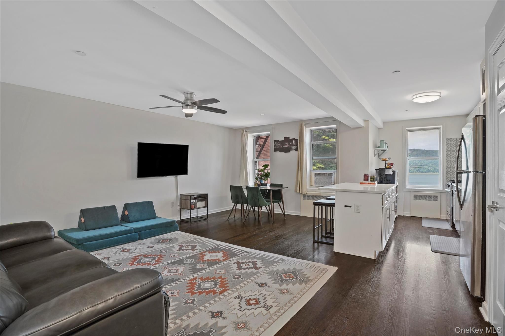 1 Hawley Terrace 2J