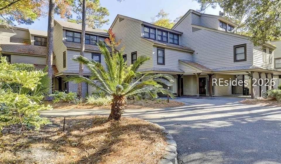 10 Trent Jones Lane
