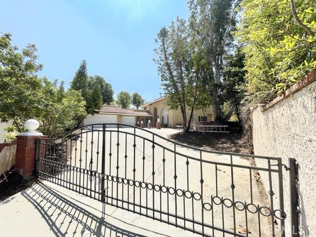 16162 Sunnyview