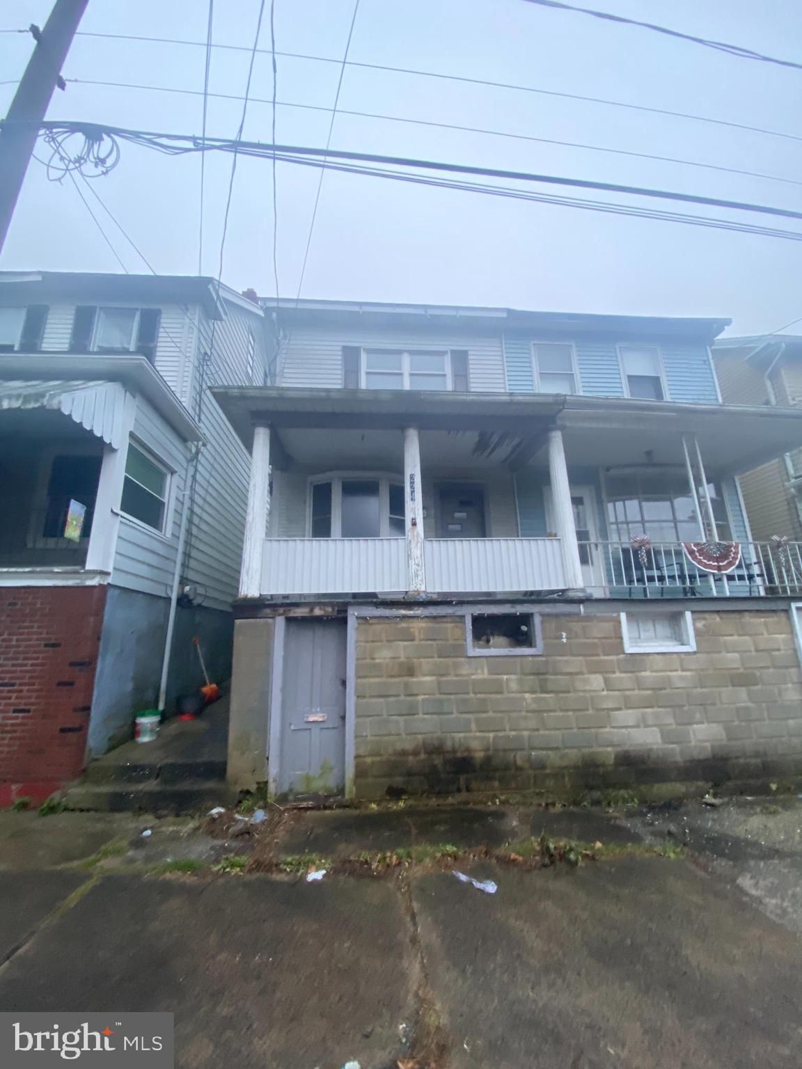 224 W Ridge Street
