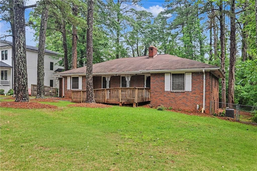 424 E Pharr Road