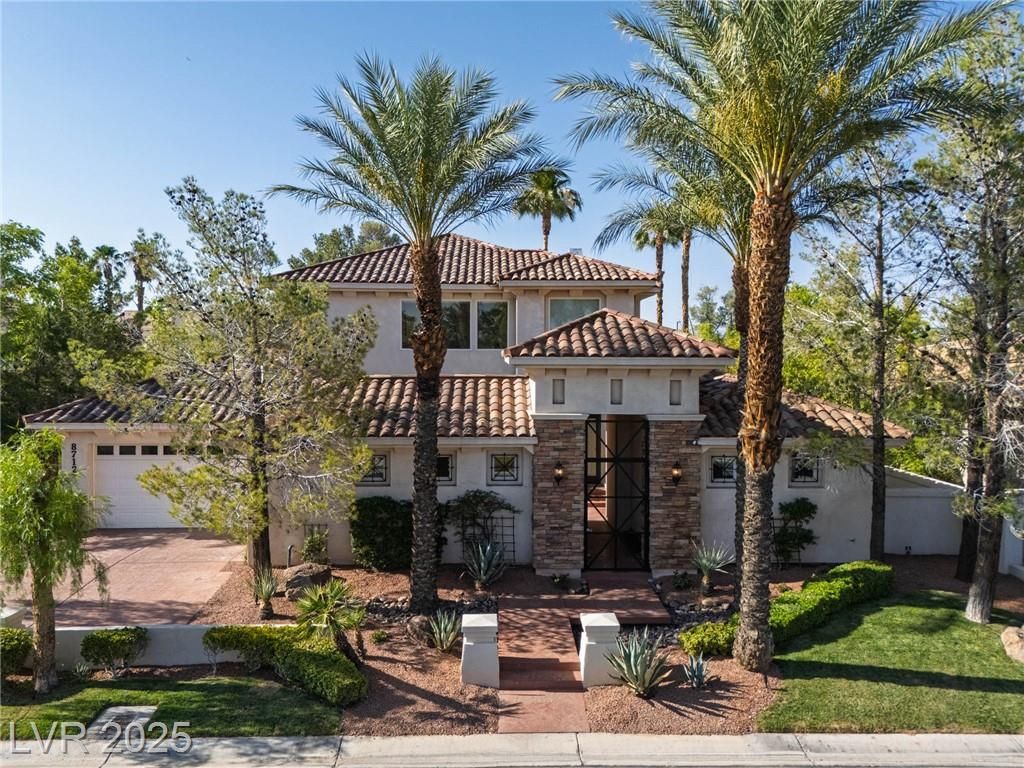 8712 Mesa Canogo Drive