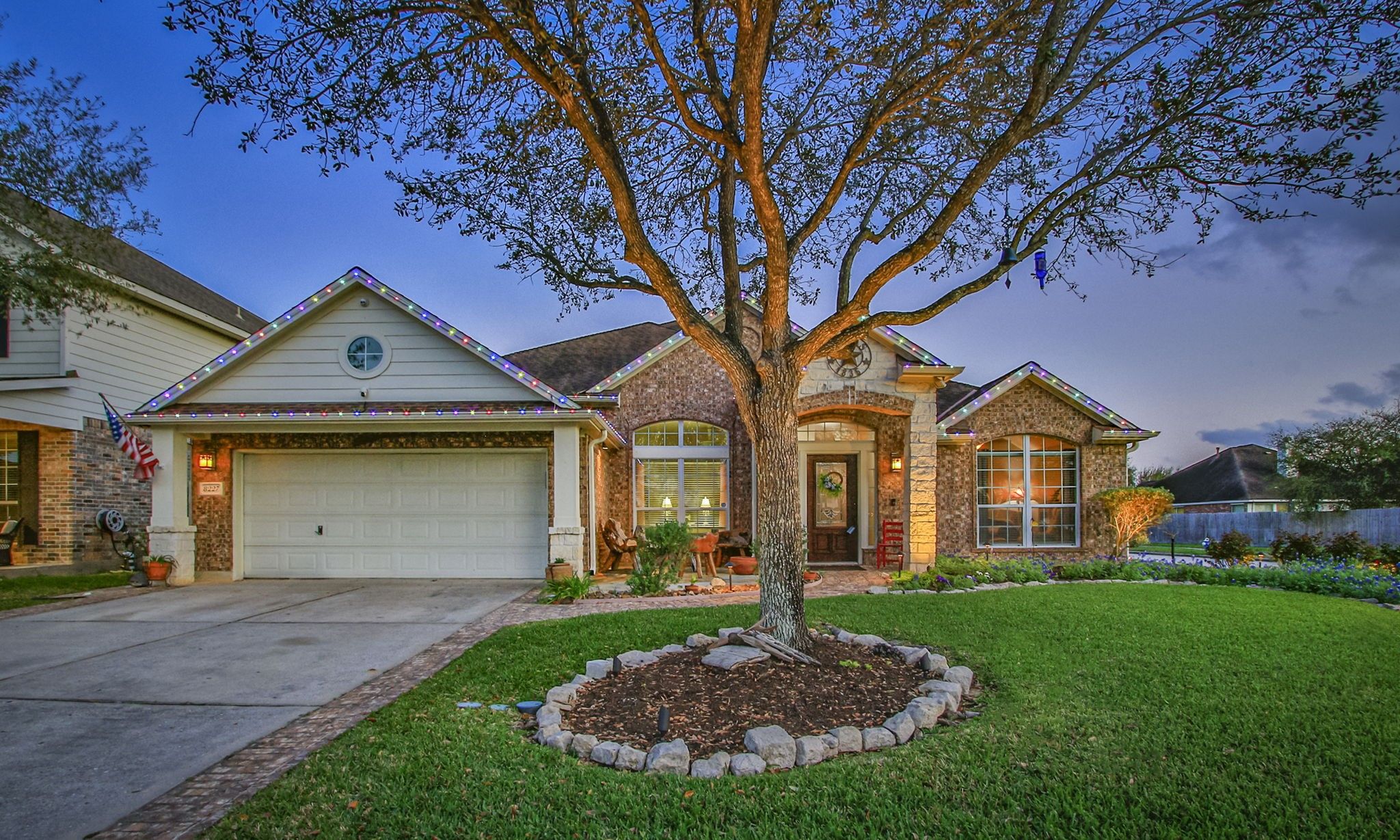 8227 Palmetta Spring Drive