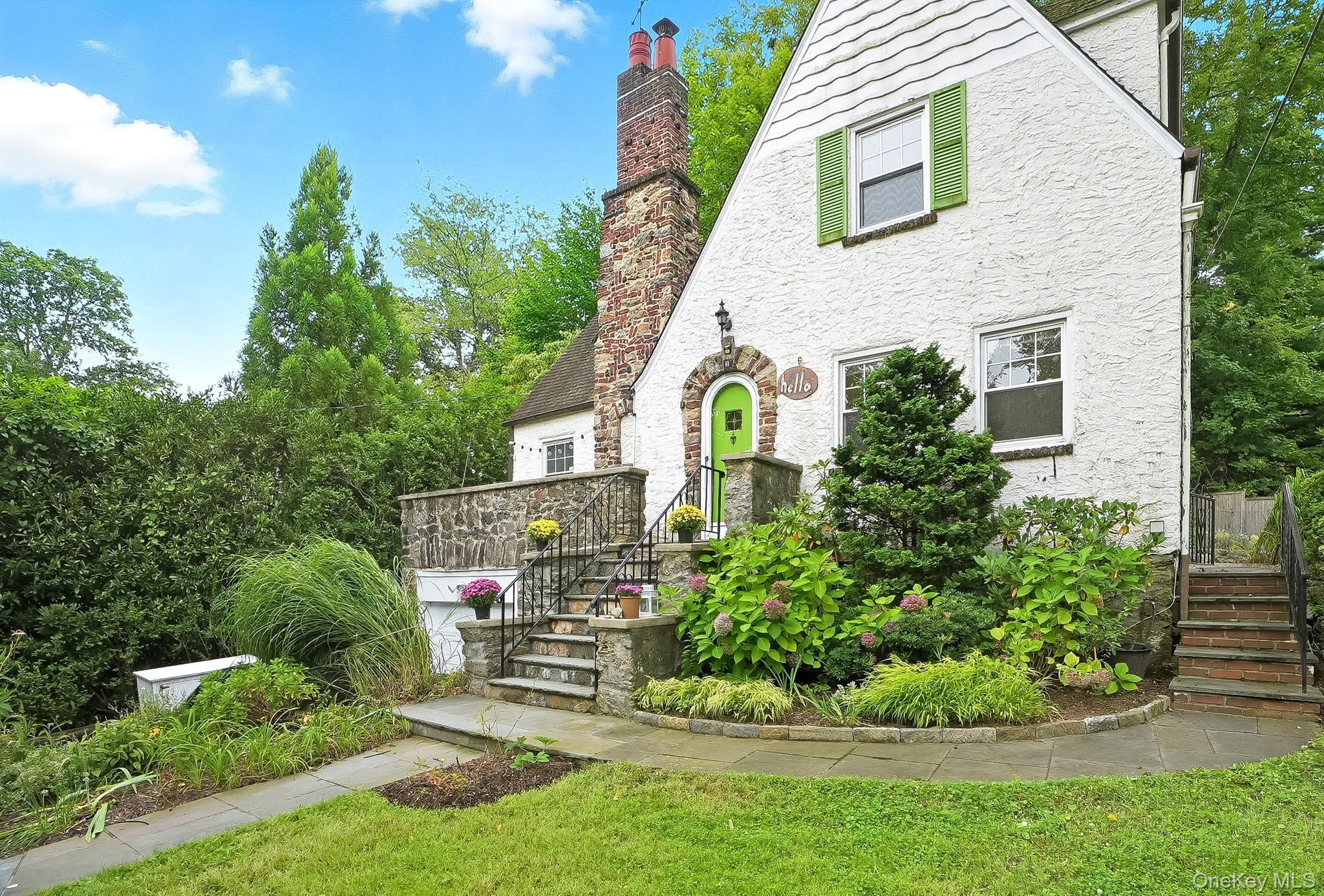 11 Virginia Place