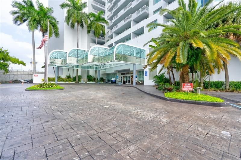 2670 E Sunrise Boulevard 1119