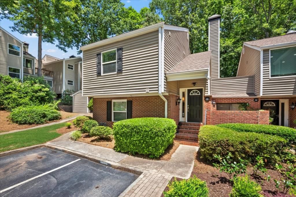 33 Dunwoody Springs Drive 33