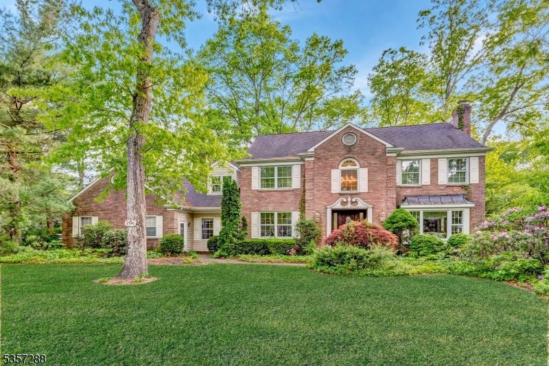 204 Rivers Edge Ln