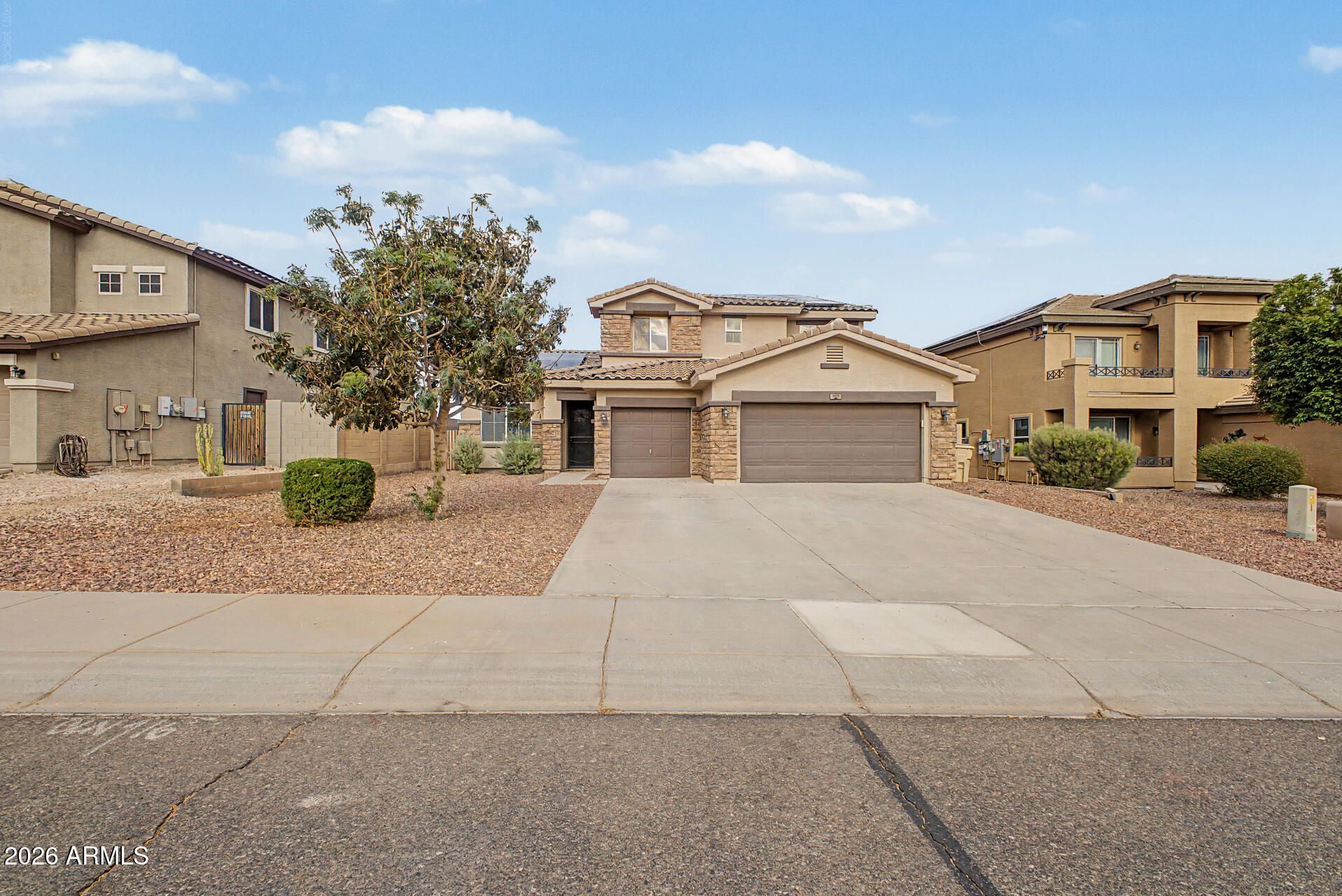 535 S 219th Drive