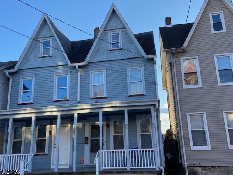 226 Chambers St