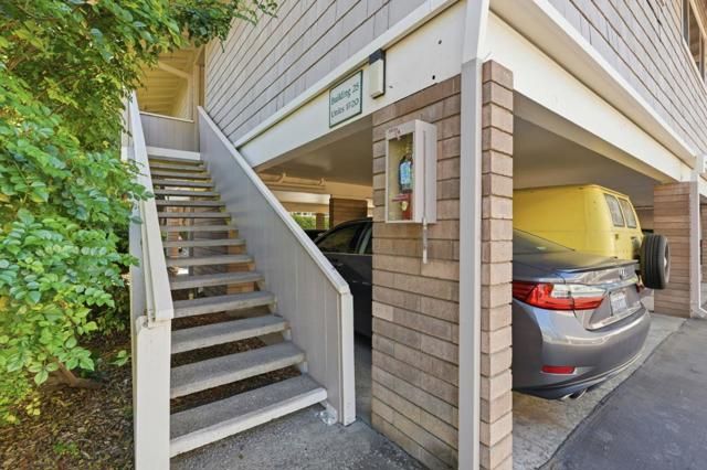 500 W Middlefield Road 20