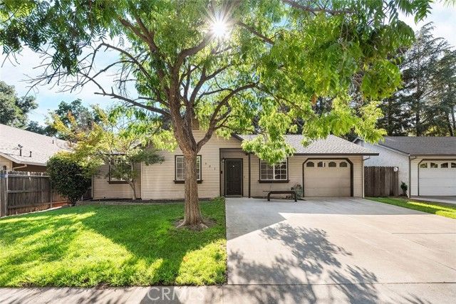901 Oak Lawn Avenue