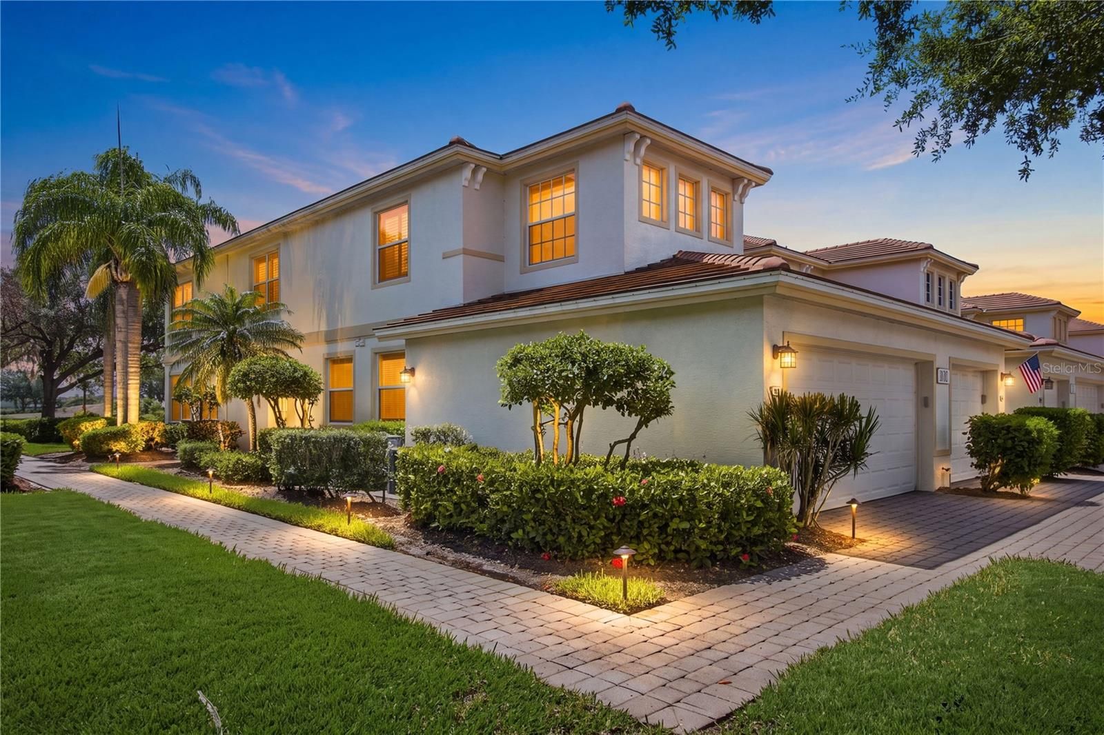 3010 Meandering Way 101