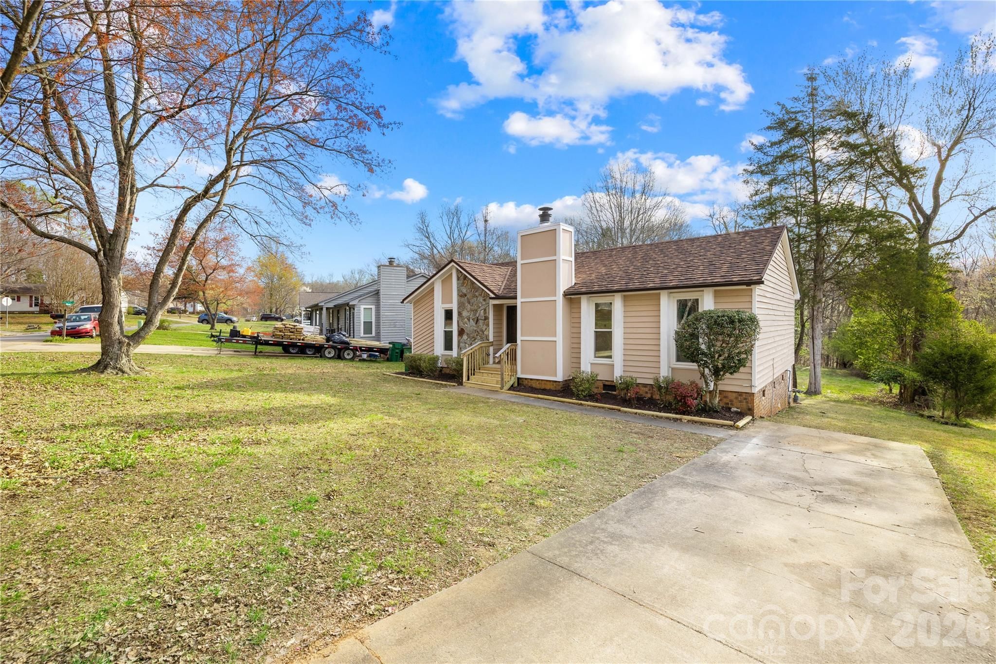 8122 Strawberry Point Drive