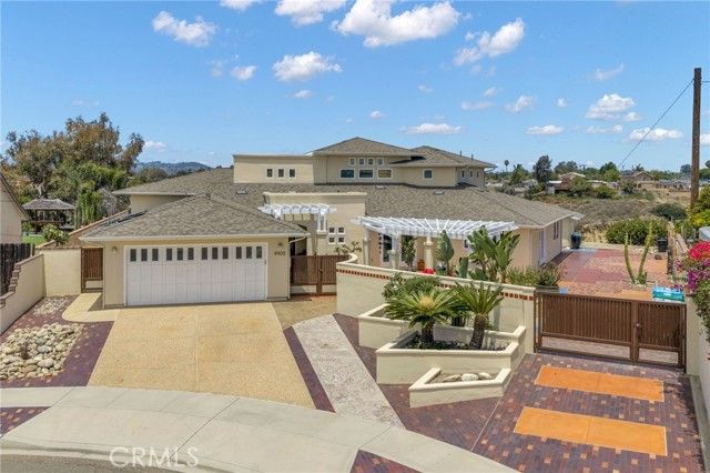 4402 Mount Bigelow Drive